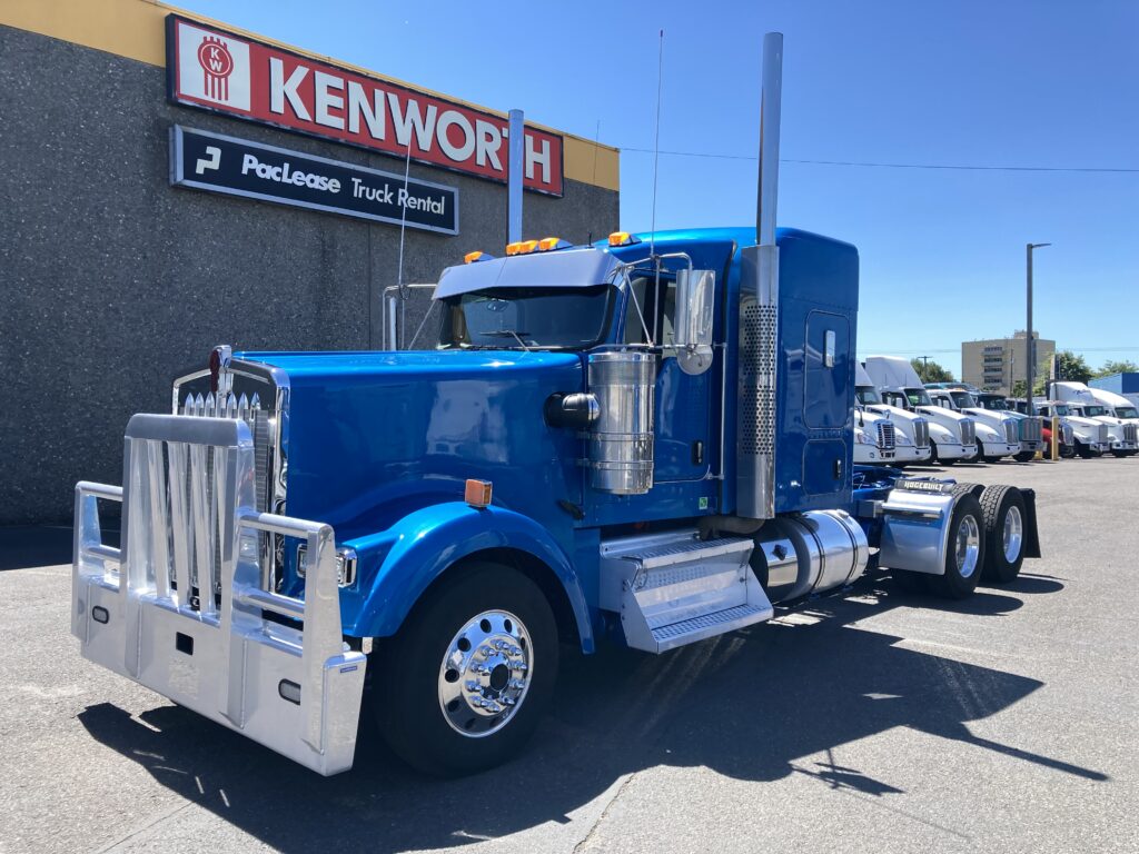 Used 2019 KENWORTH W900 at Papé Kenworth in Portland, OR
