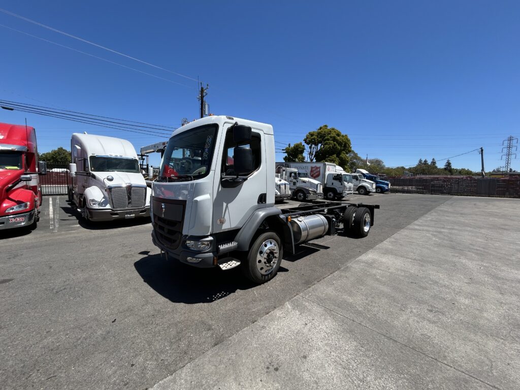 New 2024 KENWORTH K270 at Papé Kenworth in San Leandro, CA