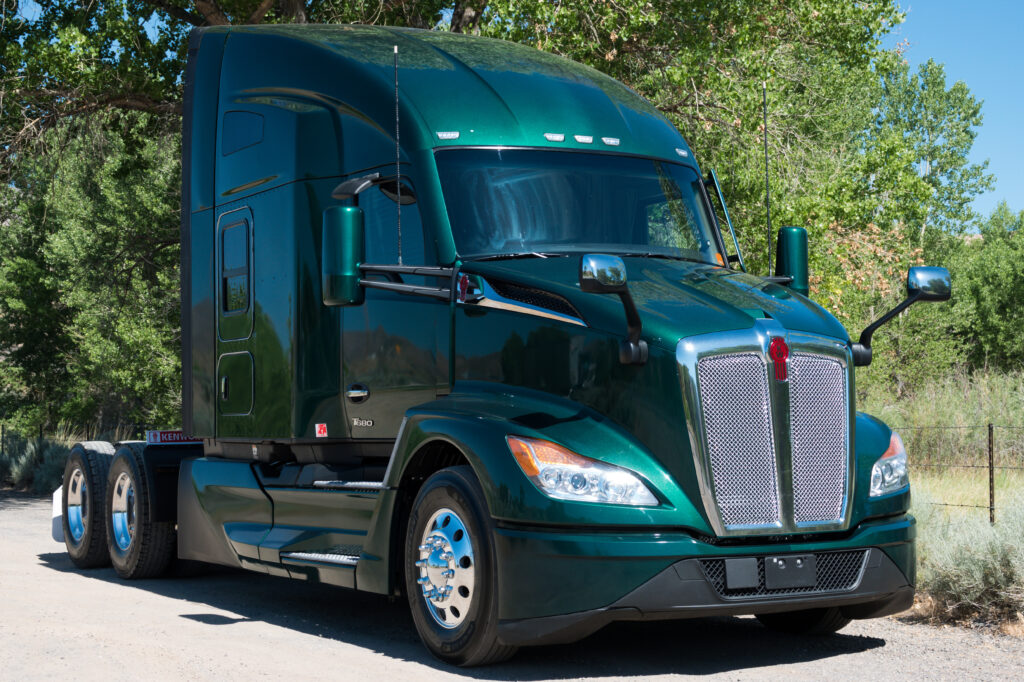 Used 2023 KENWORTH T680 at Papé Kenworth in 